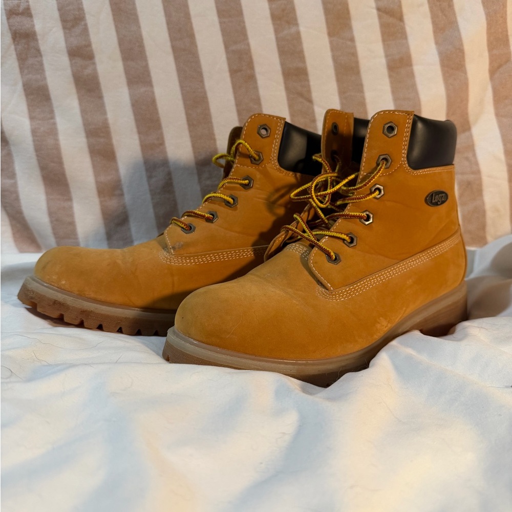 Orange High-Top boots